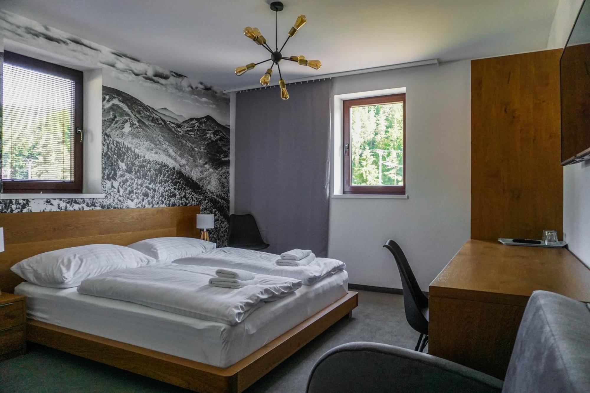 Apartmany Humno Valča Eksteriør bilde